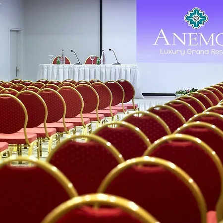 Anemos Luxury Grand מלון