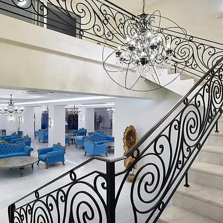 Anemos Luxury Grand מלון