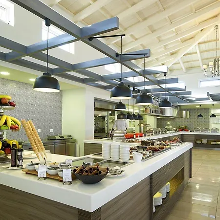 Anemos Luxury Grand מלון